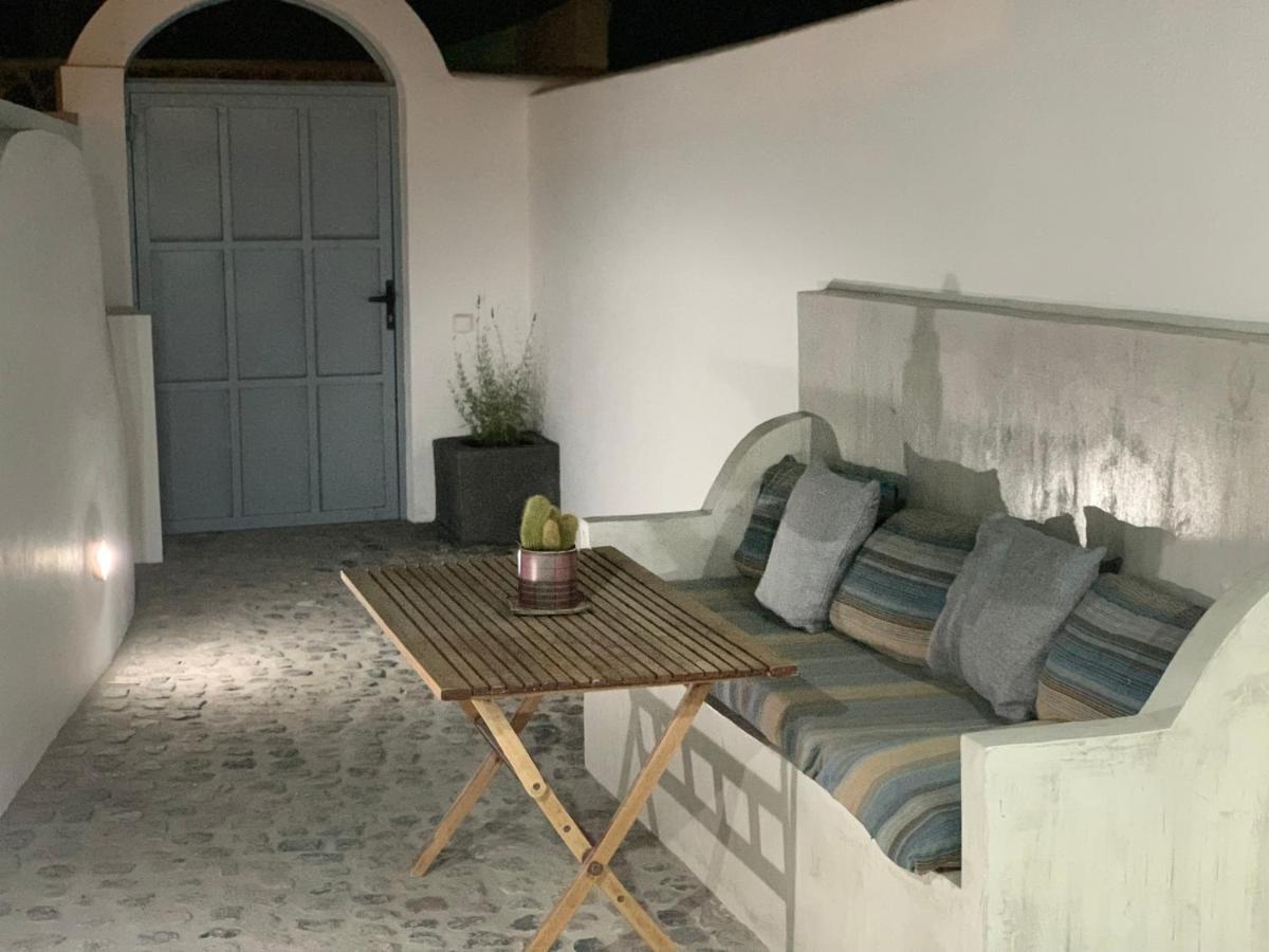 Vila Poli Cave House Santorini Fira  Exteriér fotografie